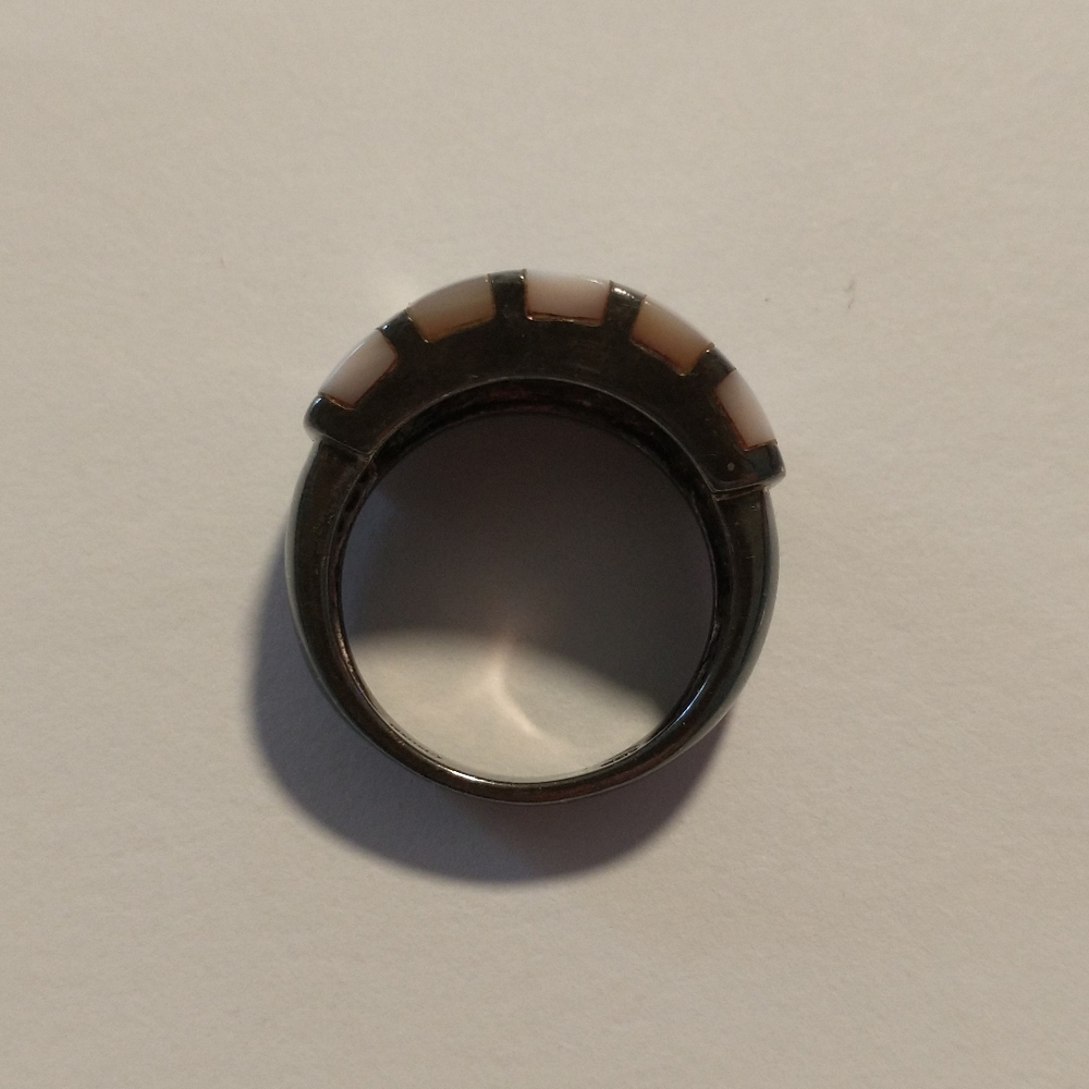 Mother of Pearl SS Ring